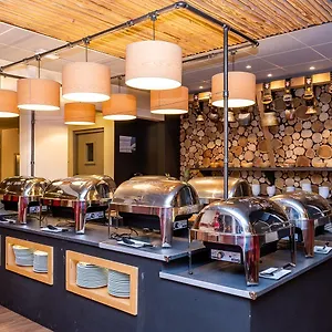 3* Vakantiepark Village Club La Lauza - Neaclub